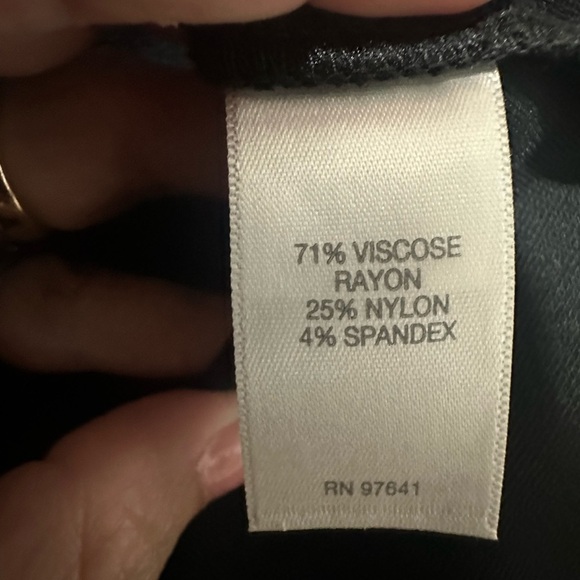 J Jill Black Ponte Pullover Shift Dress 3/4 Sleeve Pockets Seam Panel Small - Picture 7 of 7